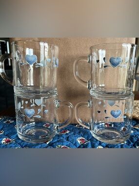 Vintage Set Of 4 Anchor Hocking Sponge Blue Hearts Country Glass Mugs Cups
